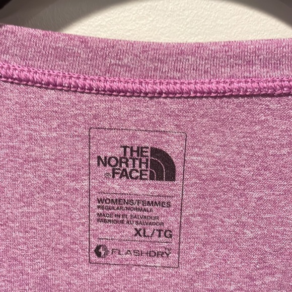 The North Face performance purple tee - XL - Picture 4 of 6